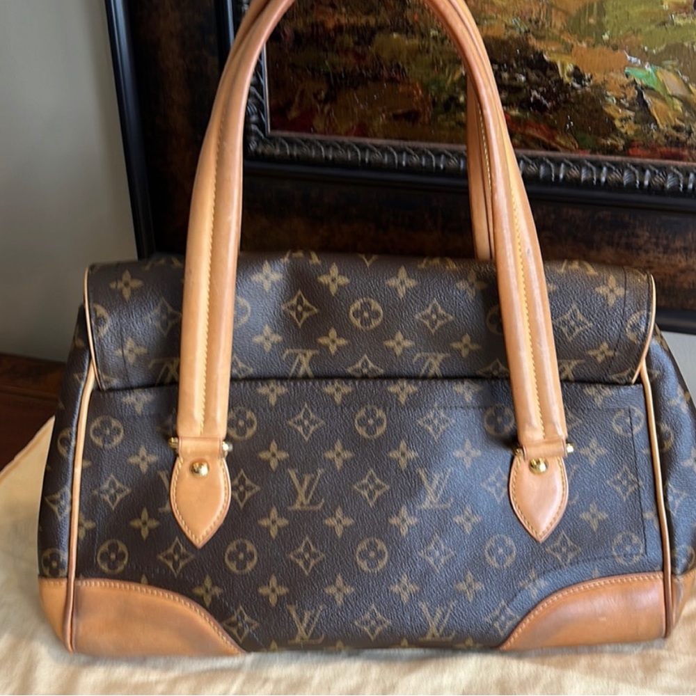 Louis Vuitton Monogram Beverly Handbag - Picture 4 of 9
